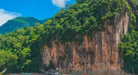 Luang Prabang Pak Ou Cave 2